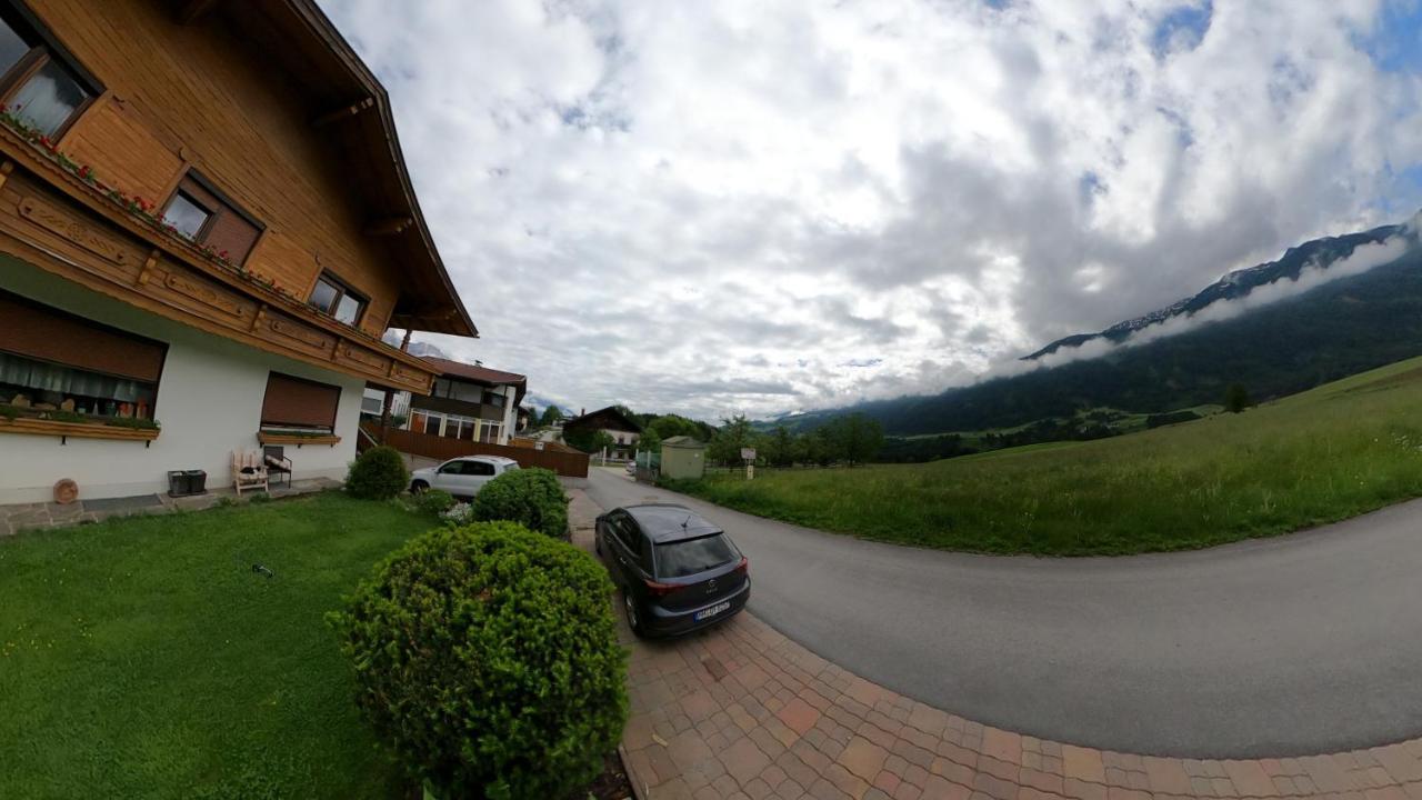 Ferienwohnung Stock Rinn ภายนอก รูปภาพ